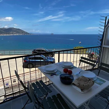 Stupenda Vista Mare A Con Posto Auto * Laigueglia
