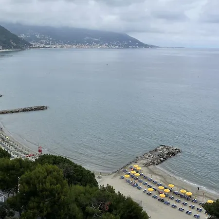 Apartment Stupenda Vista Mare A Con Posto Auto Laigueglia