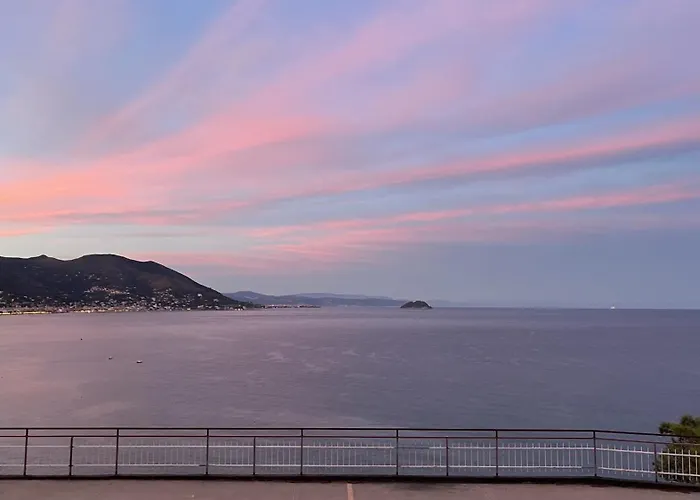 Stupenda Vista Mare A Con Posto Auto *